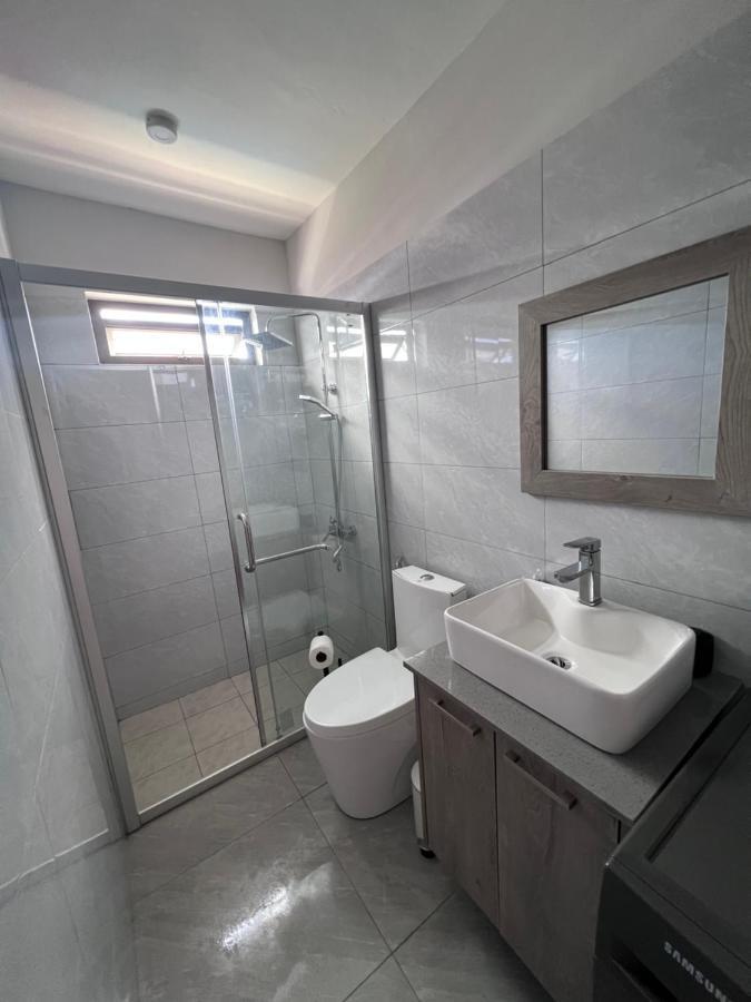 Top-Floor Modern 3Bd Penthouse With Beautiful Mountain View Terrace - 5 Min Walk To Beach Flic en Flac Exterior photo