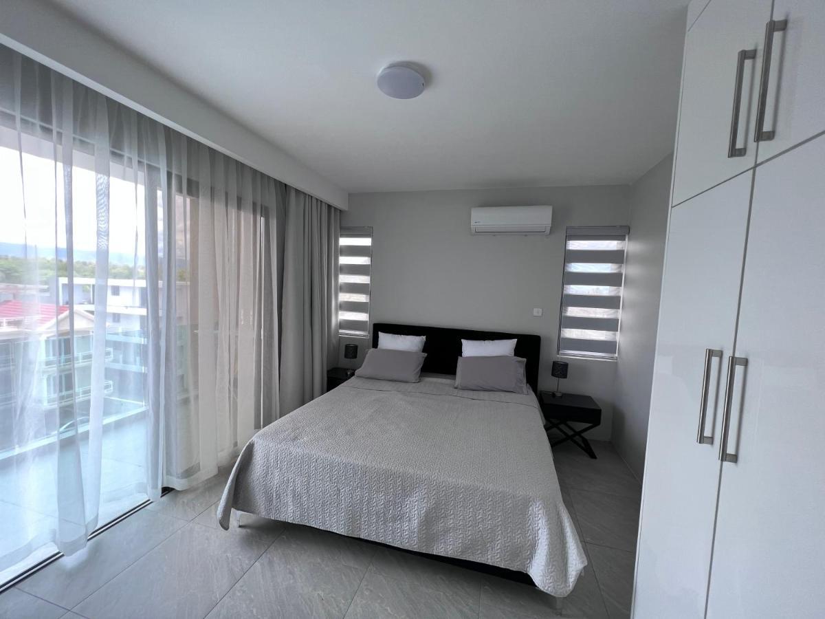 Top-Floor Modern 3Bd Penthouse With Beautiful Mountain View Terrace - 5 Min Walk To Beach Flic en Flac Exterior photo